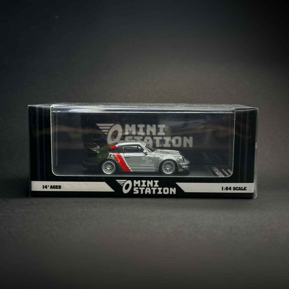 MINI STATION 1:64 PORSCHE RWB 964 SAMURAI 2077 - Image 5