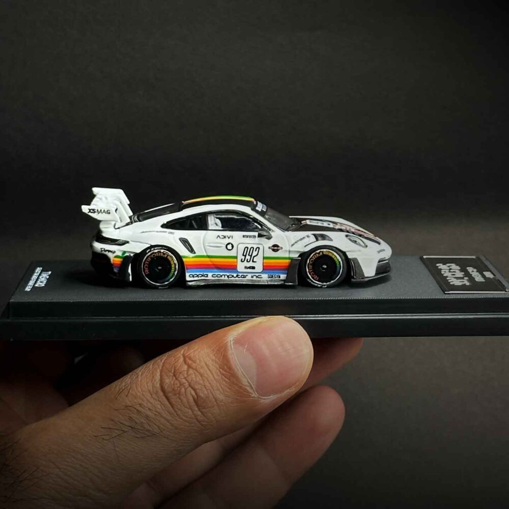 Time Micro 1:64 Porsche 992 GT3 RS - Image 2