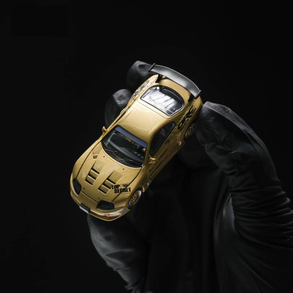 Top Secret GT300 Supra – Gold 2025 - Minigarage