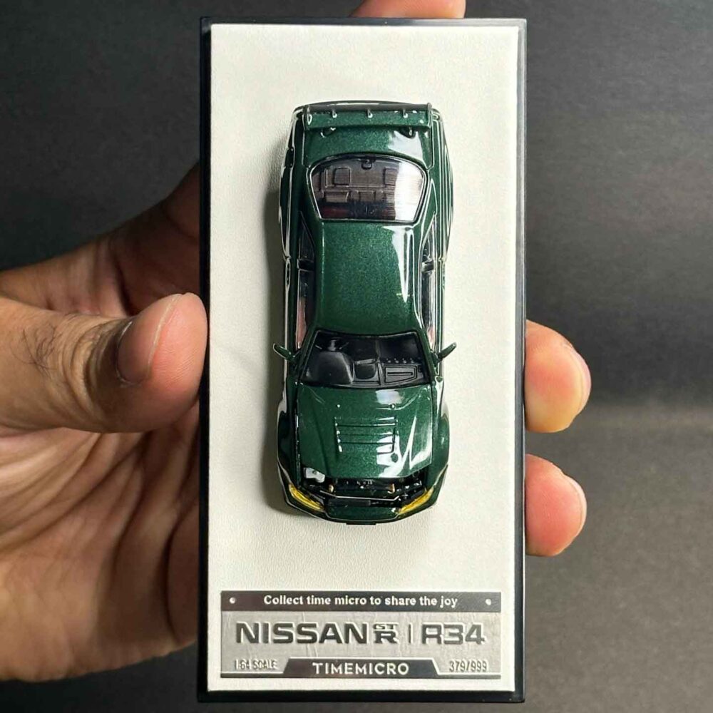 Time Micro 1:64 Nissan Skyline GT-R R34 Dark Green - Image 3