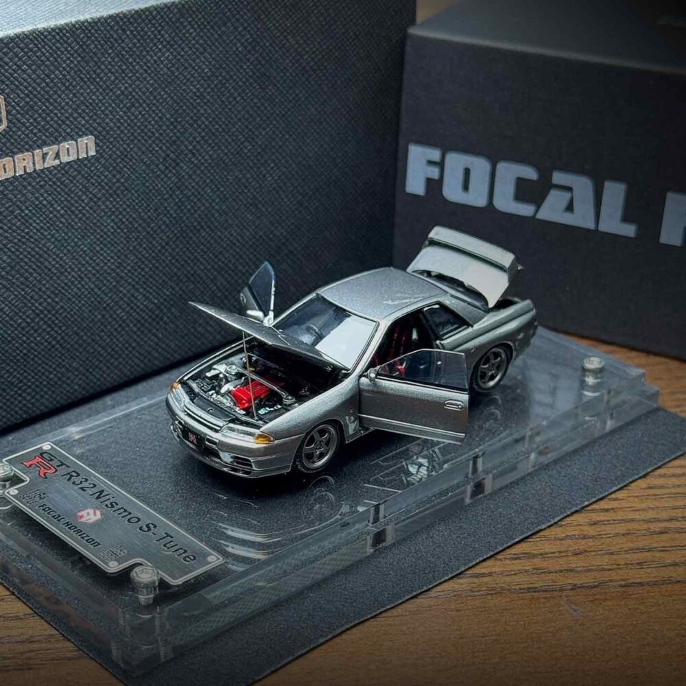 Focal Horizon-FH 1/64 Nissan GT-R R32 S-Tune Fully Open Door