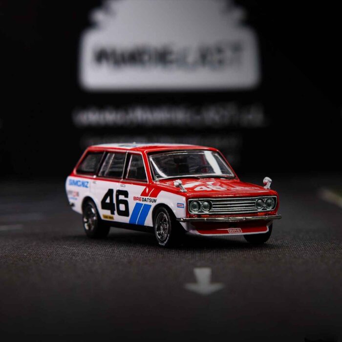 Tarmac Works 1:64 Datsun Bluebird 510 Wagon Diecast Model