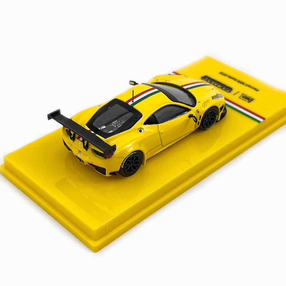 Tarmac 1:64 Yellow Ferrari 458 Italia GT3