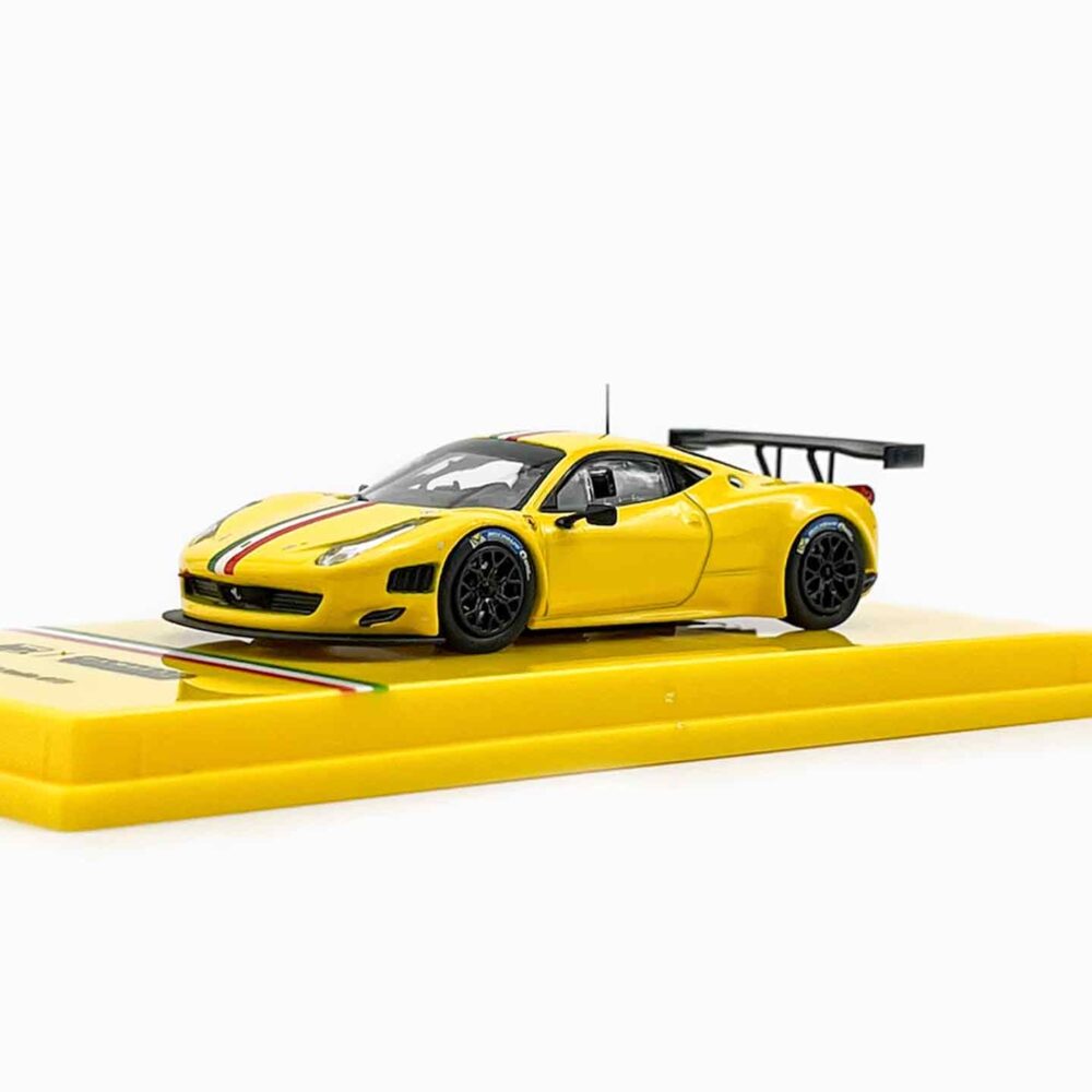 Tarmac 1:64 Yellow Ferrari 458 Italia GT3