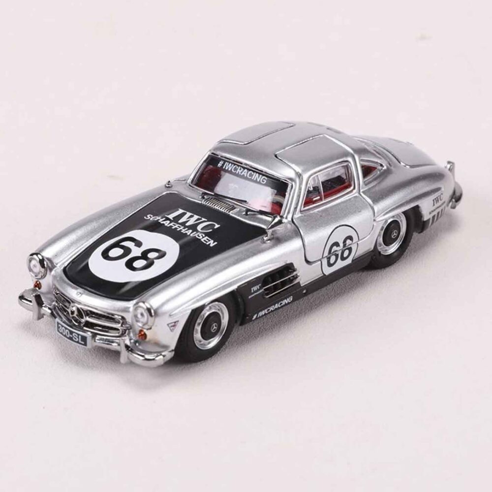 DCM 1:64 Mercedes-Benz 300SL Diecast Model Car