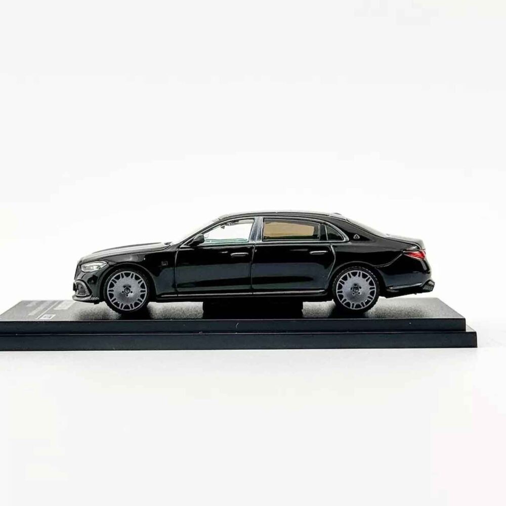 ARBox 1:64 Brabus S850 Maybach black diecast luxury sedan model with chrome detailing