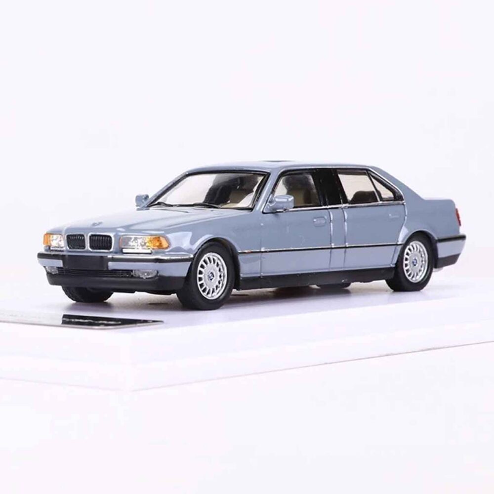 DCM 1:64 BMW E38 7-Series diecast luxury sedan model with realistic finish