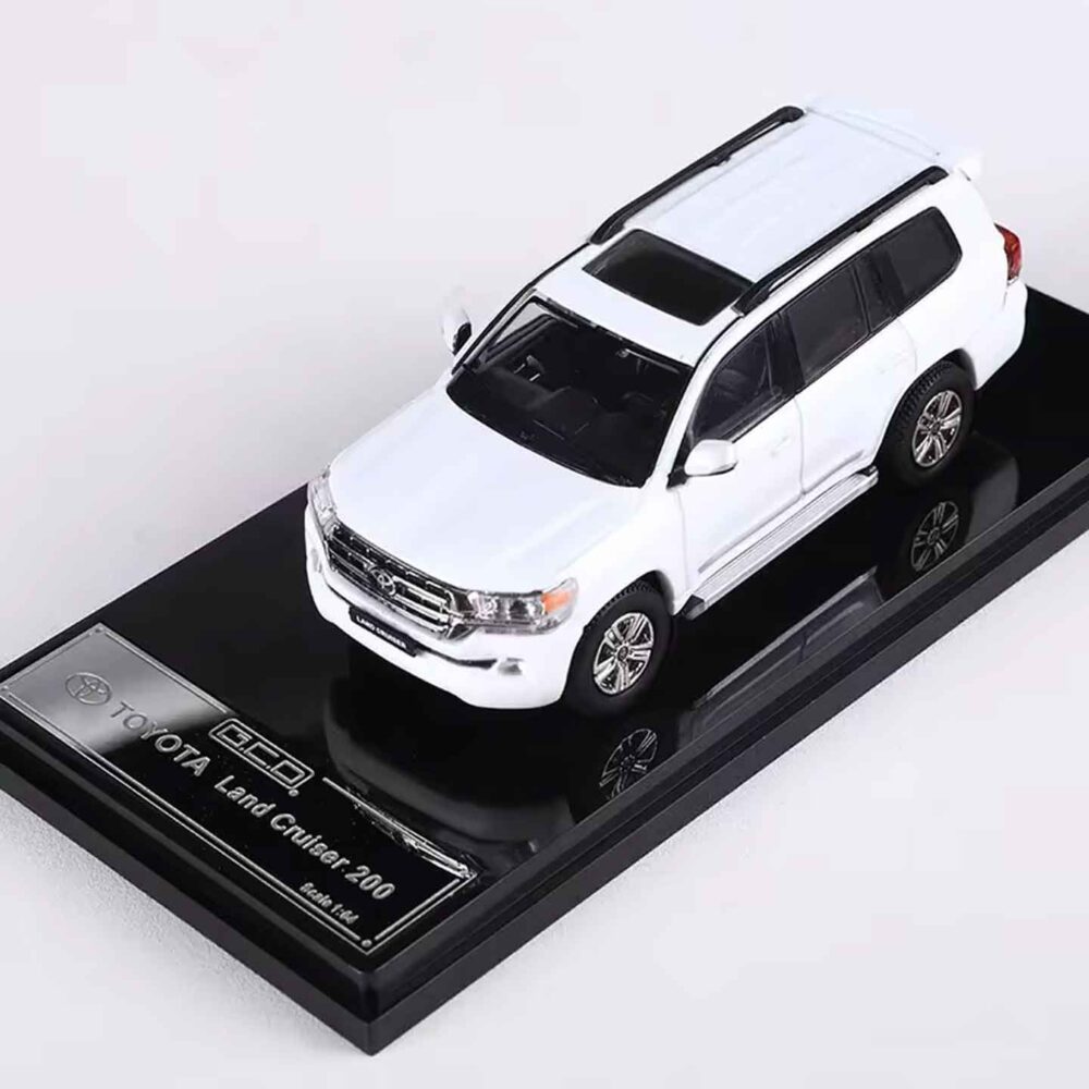GCD 1:64 Toyota Land Cruiser LC200 Custom LHD white diecast SUV model