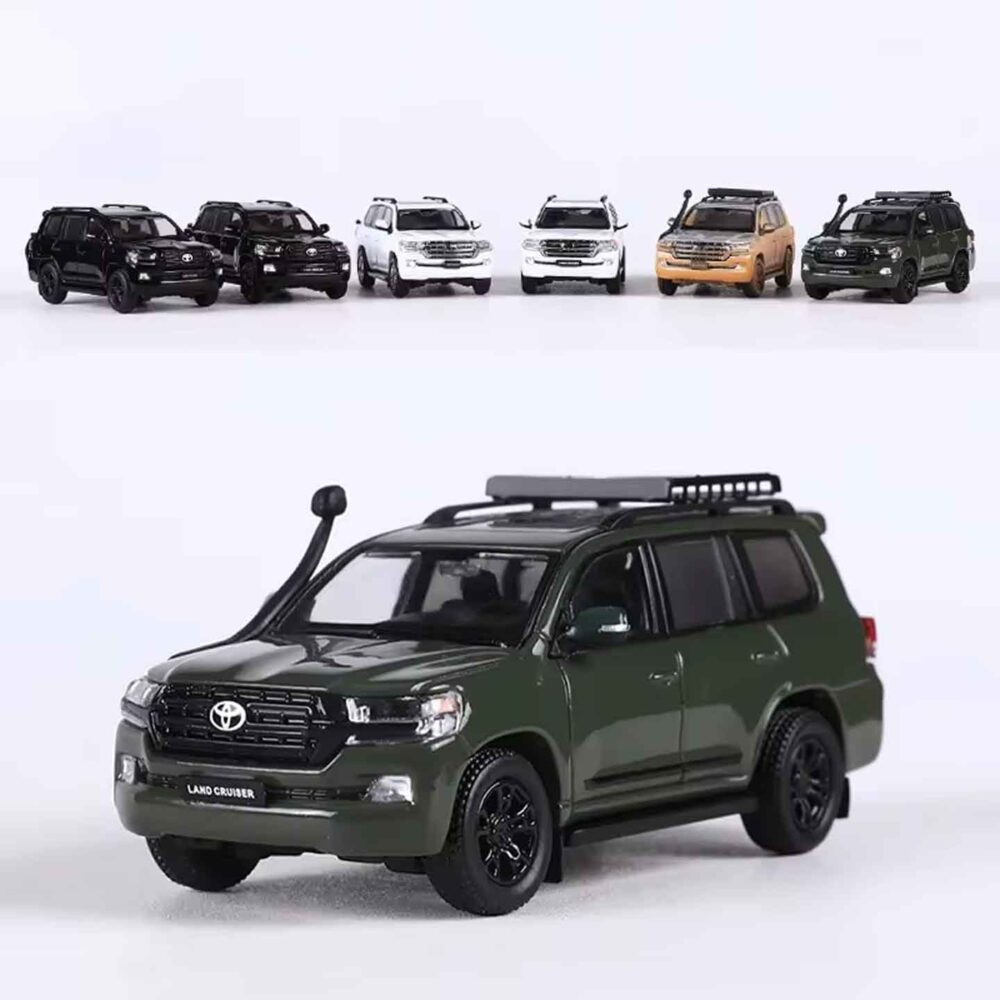 GCD 1:64 Toyota Land Cruiser LC200 Custom LHD white diecast SUV model