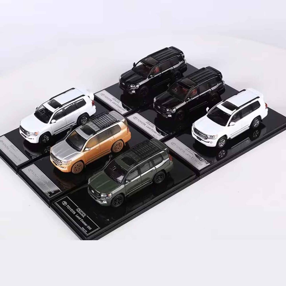 GCD 1:64 Toyota Land Cruiser LC200 Custom LHD white diecast SUV model