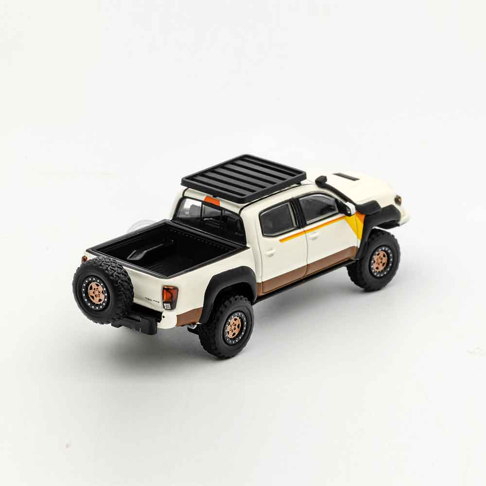 gcd-1-64-toyota-tacoma-blue-diecast-pickup.jpg-white