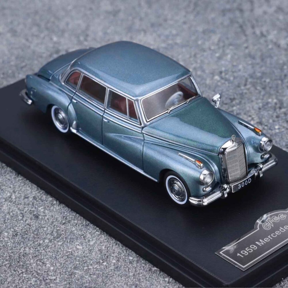 GFCC 1:64 Mercedes-Benz 300D classic diecast luxury sedan model