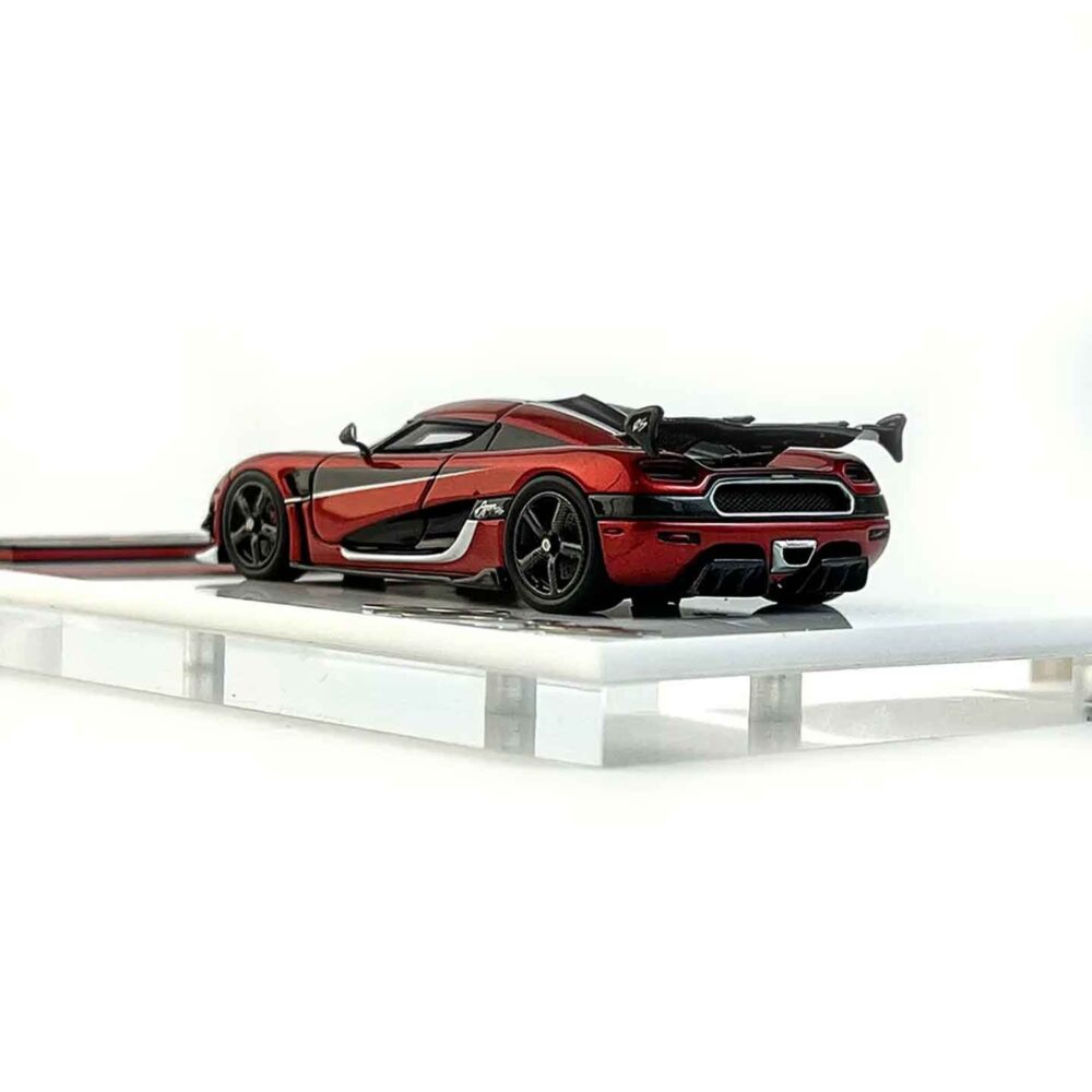 GUOJI 1:64 Koenigsegg Agera RS resin hypercar model with detailed finish