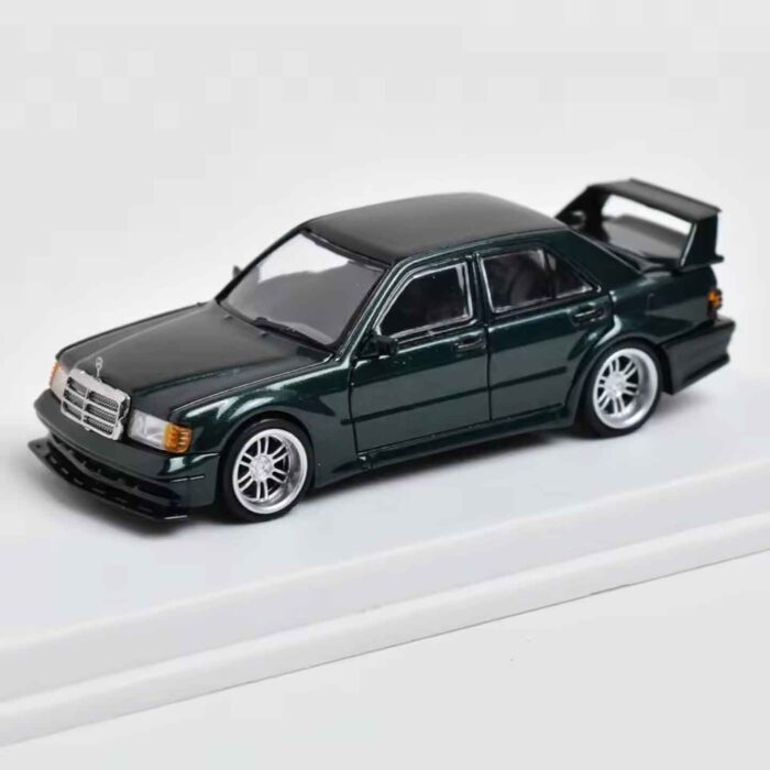 SEEKER 1:64 Mercedes-Benz 190E Evolution green diecast sports sedan model with widebody kit