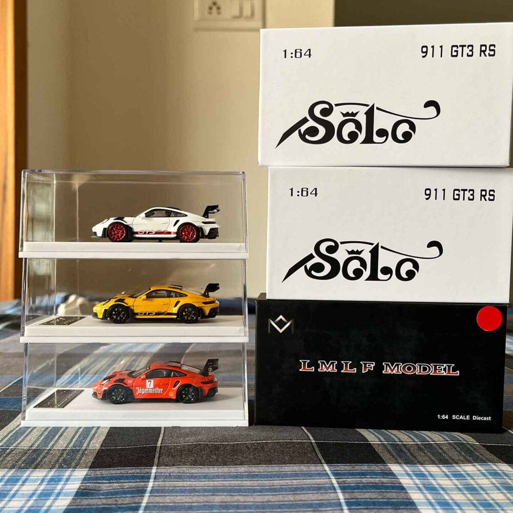 Porsche 992 GT3 RS White 1:64 Diecast Model