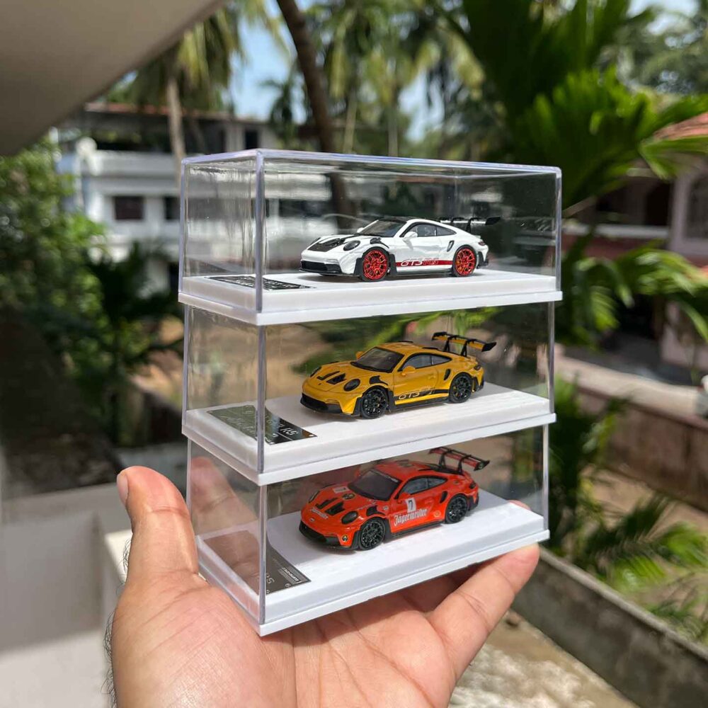 Porsche 992 GT3 RS White 1:64 Diecast Model
