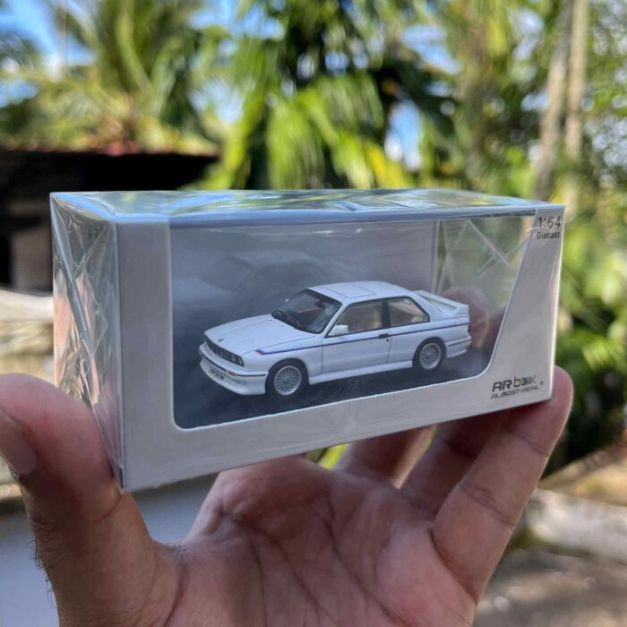 AR Box BMW M3 E30 1:64 White diecast model car