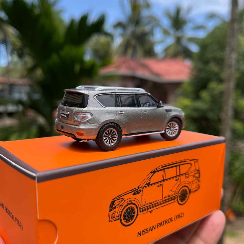 GCD 1:64 Nissan Patrol Y62 Silver Diecast Model Car