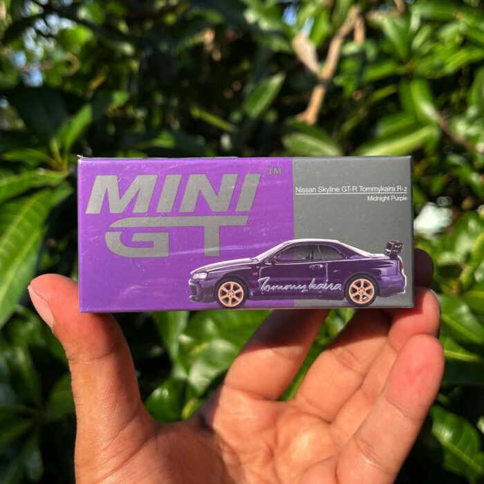 Mini GT Nissan Skyline GT-R R34 Tommykaira RZ Midnight Purple diecast model