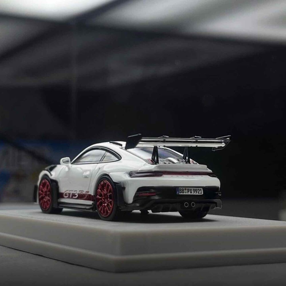 LMLF 1/64 Porsche 911 GT3 RS 992 Diecast Model