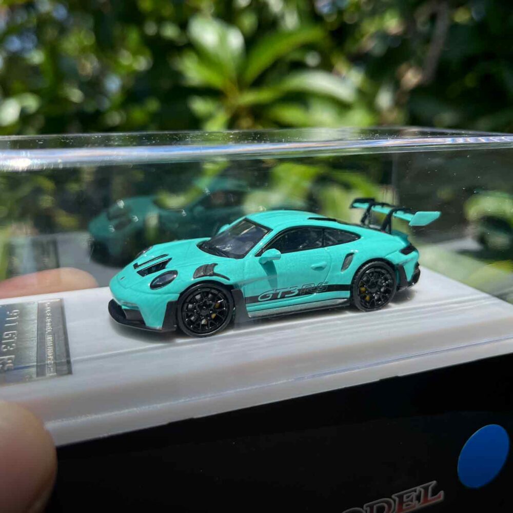 1:64 Porsche 911 GT3 RS 992 Diecast Model Car