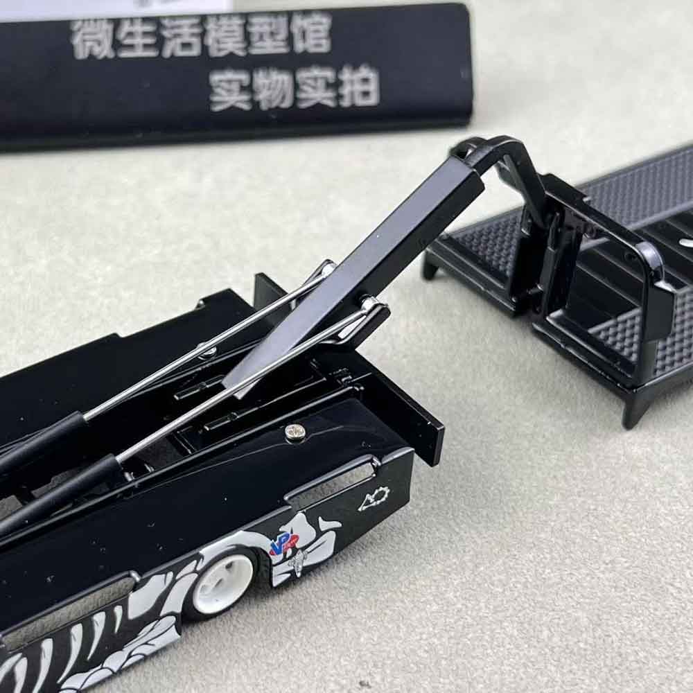 Cool Cars 1:64 H300 Flatbed Transport Trailer Skeleton Dragon No. 77 diecast model