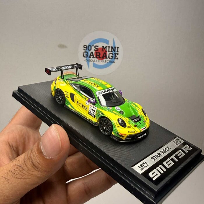 Star Race 1:64 911 GT3 Yellow Green diecast model car