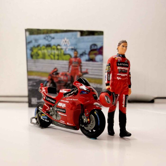 Moreart 1:64 Ducati 1st race motorcycle rider resin model collectible